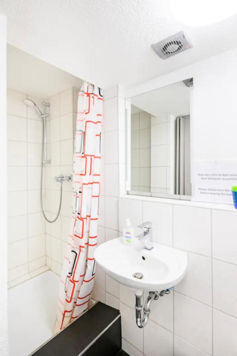 Guenstiges Privatzimmer Lörrach Zewnętrze zdjęcie