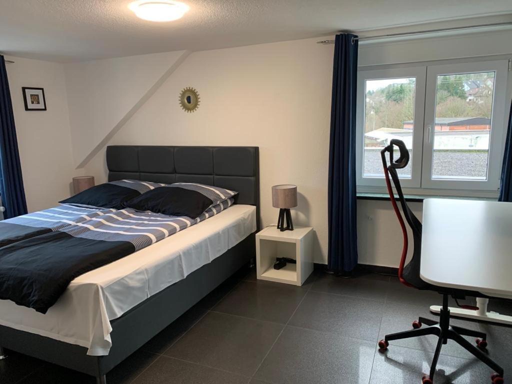 Guenstiges Privatzimmer Lörrach Zewnętrze zdjęcie