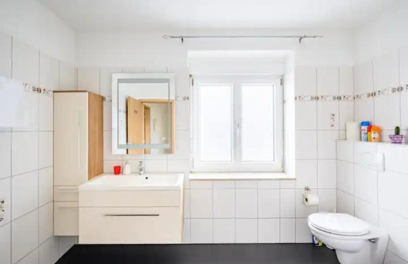 Guenstiges Privatzimmer Lörrach Zewnętrze zdjęcie