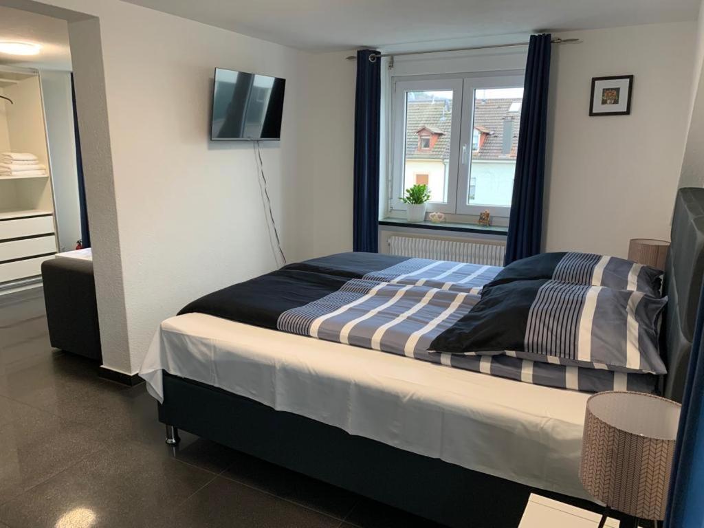 Guenstiges Privatzimmer Lörrach Zewnętrze zdjęcie