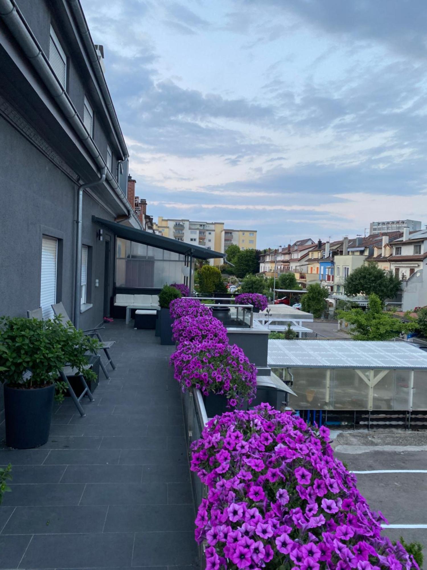 Guenstiges Privatzimmer Lörrach Zewnętrze zdjęcie